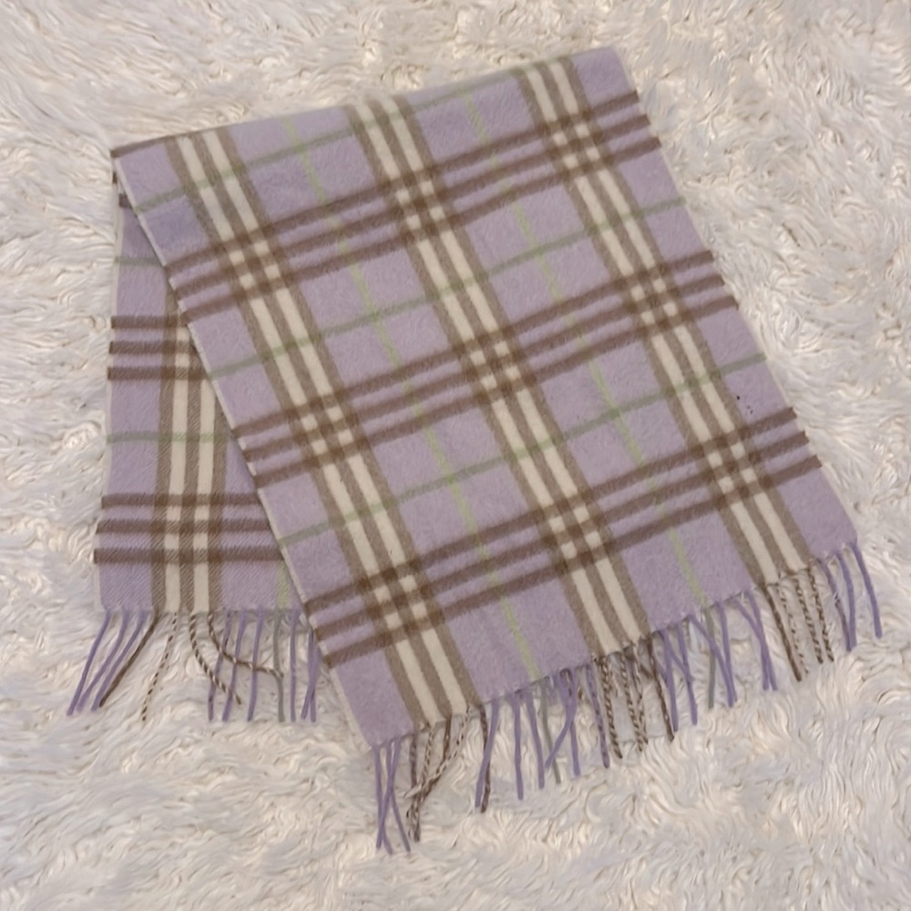 Burberry Scarf - Authentic - 100% Cashmere
